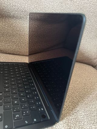 MacBook Air 13 M3 2024 - No Enciende