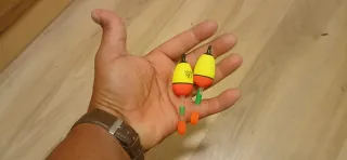 2 Flotadores de Pesca Amarillos y Naranjas