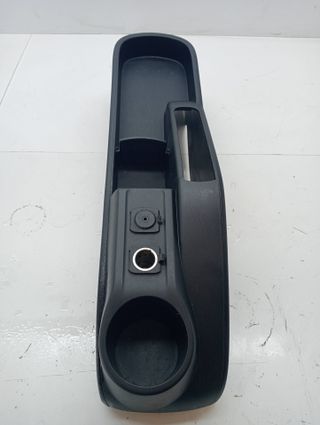 APOYABRAZOS CENTRAL MAZDA 2 LIM. (DE)