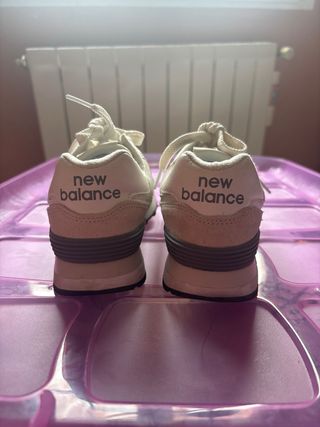 New Balance 574 Beige Mujer Talla 38