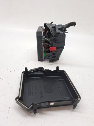 CAJA RELES / FUSIBLES RENAULT ZOE