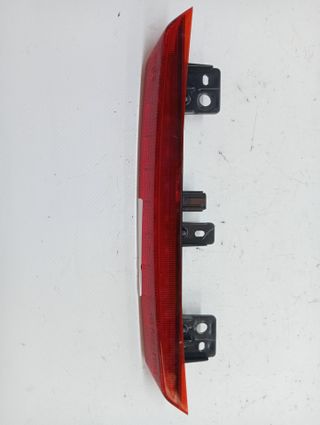 LUZ CENTRAL DE FRENO MAZDA 3 LIM. (BL)