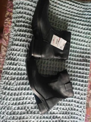 Botines piel negros Zara Talla 37