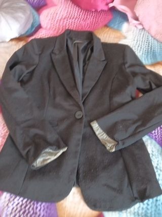 Chaqueta negra mujer