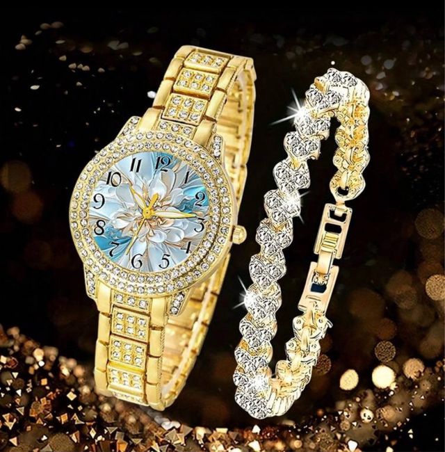 Reloj y Pulsera Dorados con Cristales