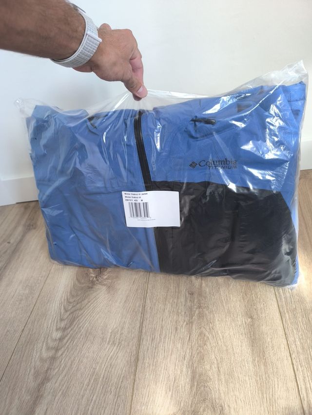 Abrigo Columbia Titanium de nieve Talla M Nuevo