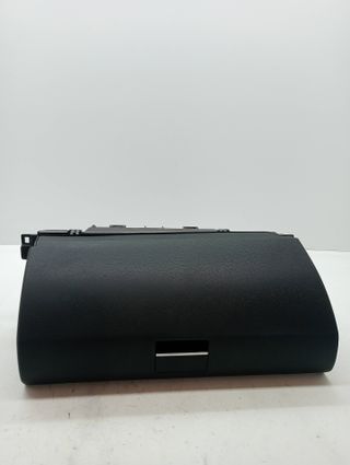 GUANTERA MERCEDES-BENZ CLASE B (W245) (2)