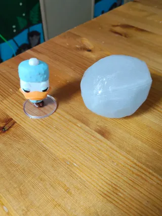 Funko Pop Daisy Navidad con caja