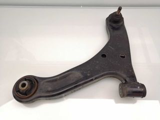 BRAZO SUSPENSION INFERIOR DELANTERO IZQUIERDO SUZUKI GRAND V (2)