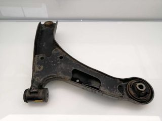 BRAZO SUSPENSION INFERIOR DELANTERO IZQUIERDO SUZUKI GRAND V (2)