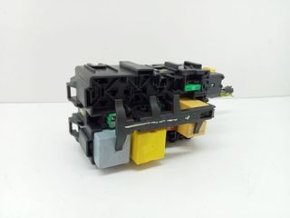 CAJA RELES / FUSIBLES PEUGEOT 2008 (--.2013->)