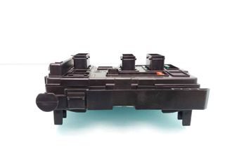 CAJA RELES / FUSIBLES CITROEN BERLINGO (7)