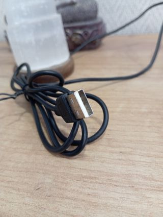 Lámpara de Selenita con Base de Madera