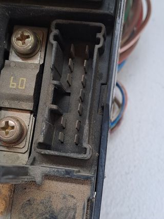 CAJA RELES / FUSIBLES LAND ROVER FREELANDER (LN) (2)