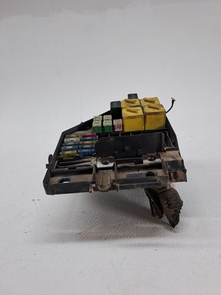 CAJA RELES / FUSIBLES LAND ROVER FREELANDER (LN) (2)