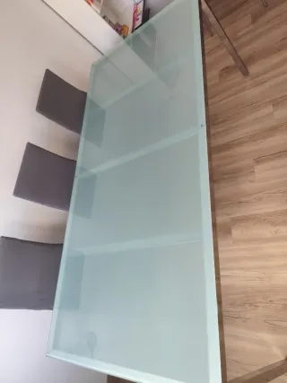 Mesa Comedor Cristal y Metal Ikea
