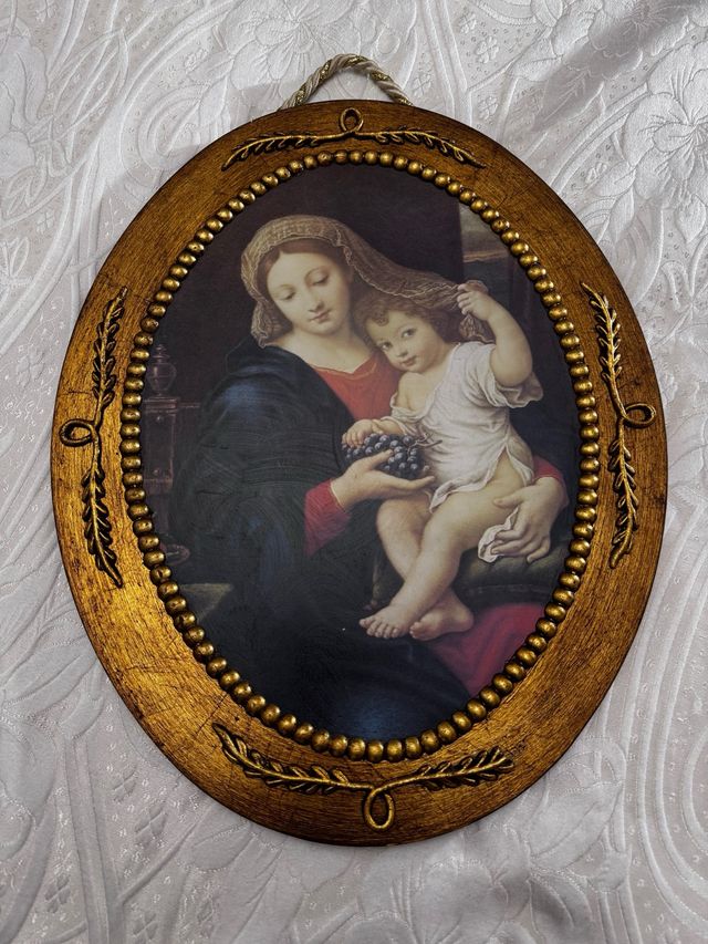 Quadro Ovale Madonna Bambino Uva