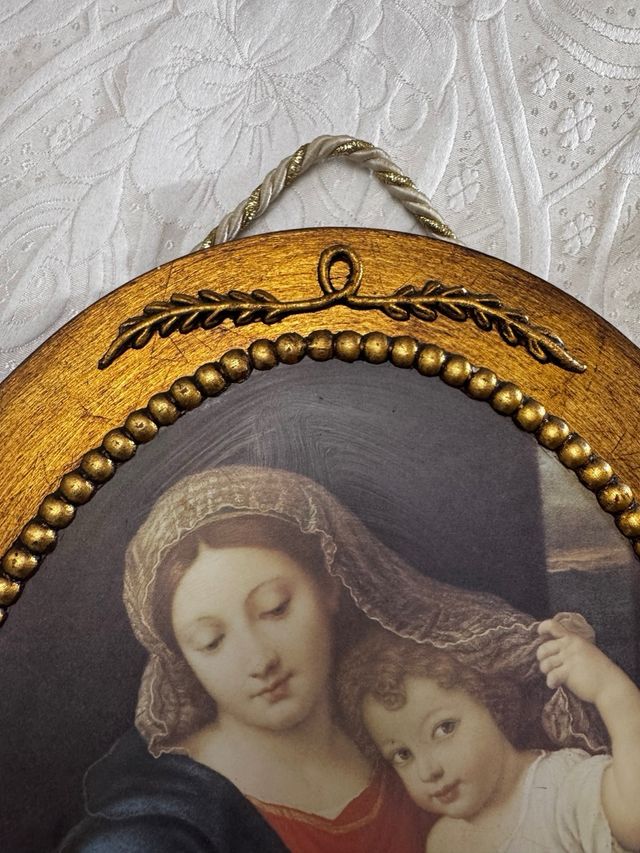 Quadro Ovale Madonna Bambino Uva