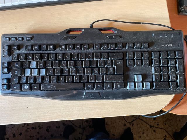 Teclado Logitech G105 Negro