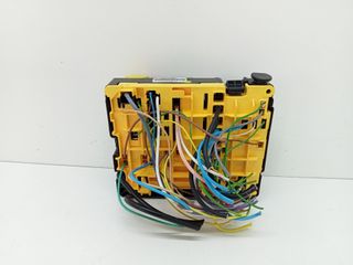 CAJA RELES / FUSIBLES PEUGEOT 2008 (--.2013->) (2)