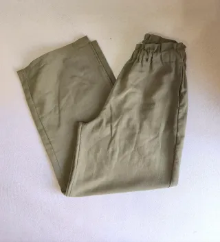 Pantalón fluido verde con cintura elástica Dodo