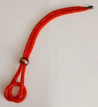 Collana girocollo rossa