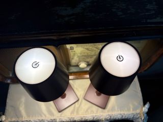 2 Lampade LED Ricaricabili Touch