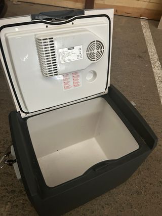 Nevera termoeléctrica 12v/220v Norauto