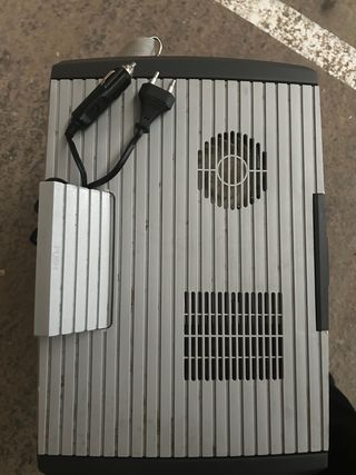 Nevera termoeléctrica 12v/220v Norauto