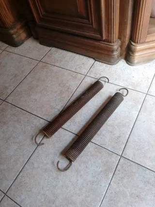 Muelles Puerta Garaje
LARGO: 45 CM