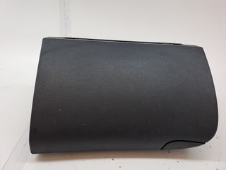 GUANTERA KIA CEED (10)