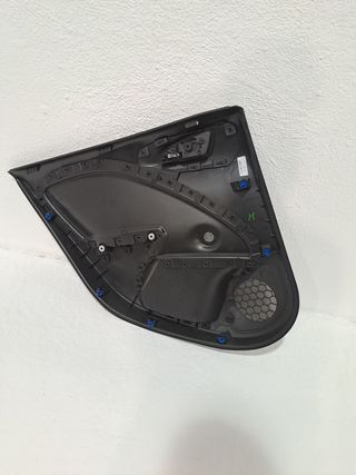 GUARNECIDO PUERTA TRASERA DERECHA OPEL CORSA F (3)