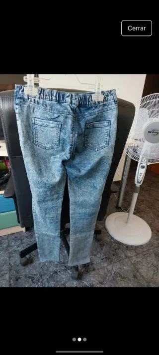 Pantalones vaqueros efecto lavado