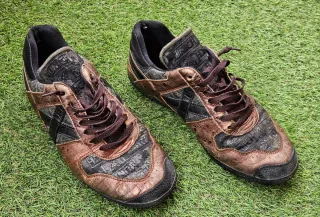 Zapatillas Munich Marrones y Negras