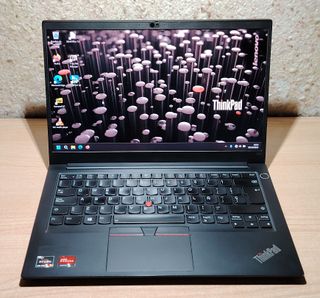 Portátil Lenovo Thinkpad E14 Gen 2 FULLHD, 512 SSD