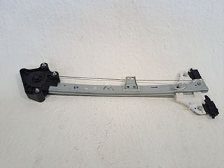 ELEVALUNAS TRASERO DERECHO HYUNDAI BAYON (2)