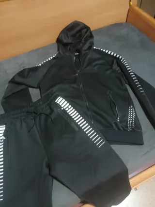 Chándal Caballero Negro con Rayas