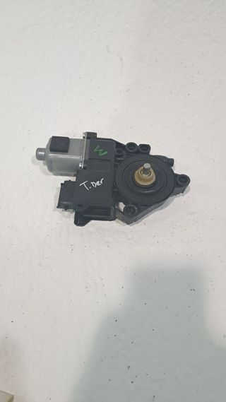 MOTOR ELEVALUNAS TRASERO DERECHO HYUNDAI I30 (3)