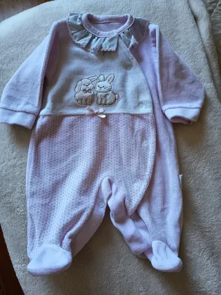 Body recém nascido com coelhinhos