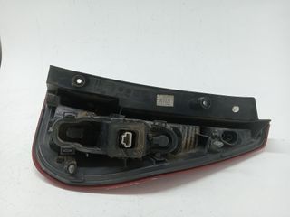 PILOTO TRASERO IZQUIERDO RENAULT SCENIC III (2)
