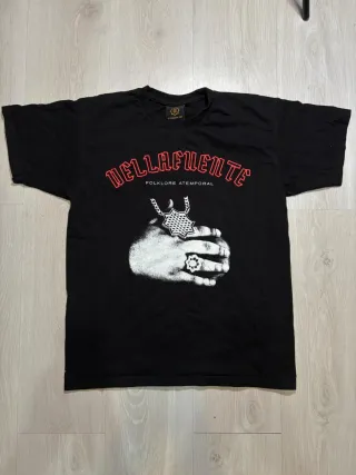 Camiseta Dellafuente Folklore Atemporal Negra