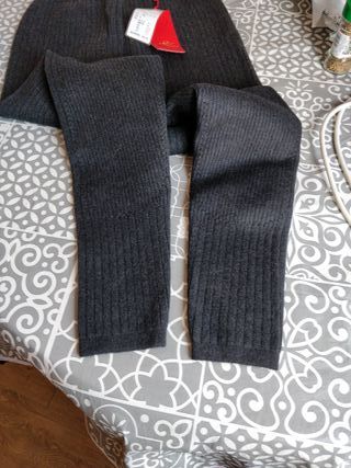 Leggings grises de canalé