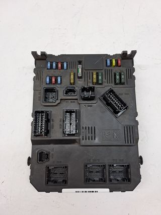 CAJA RELES / FUSIBLES PEUGEOT 407