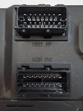 CAJA RELES / FUSIBLES PEUGEOT 407