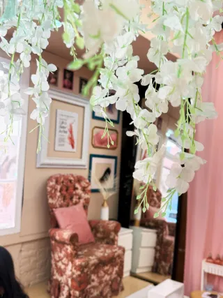 TRASPASO BARBERIA / PELUQERIA/ SALON DE UÑAS