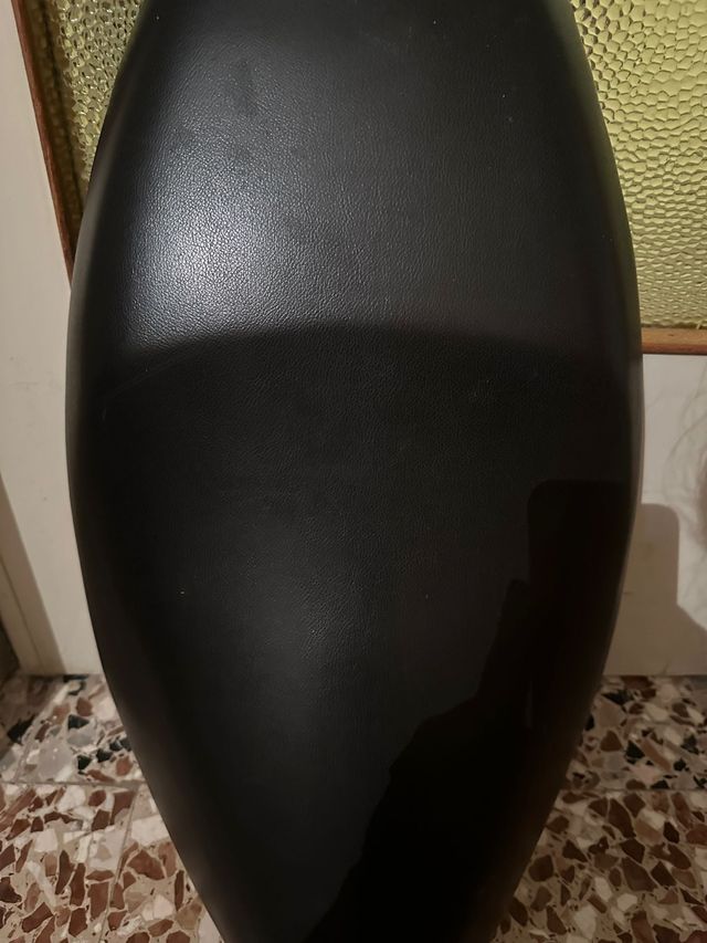 Sella originale Peugeot Vivacity pelle nera