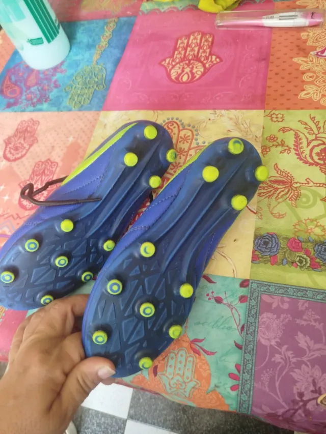 Botas de fútbol para niño