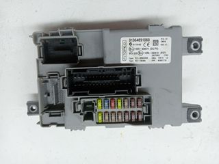 CAJA RELES / FUSIBLES PEUGEOT BIPPER (2)