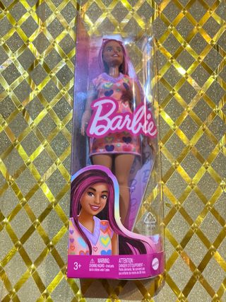 Barbie A Touch of Magic Muñeca con Accesorios