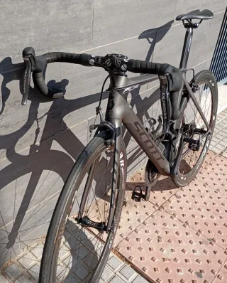 Bicicleta de carretera Scott FOIL 15 
